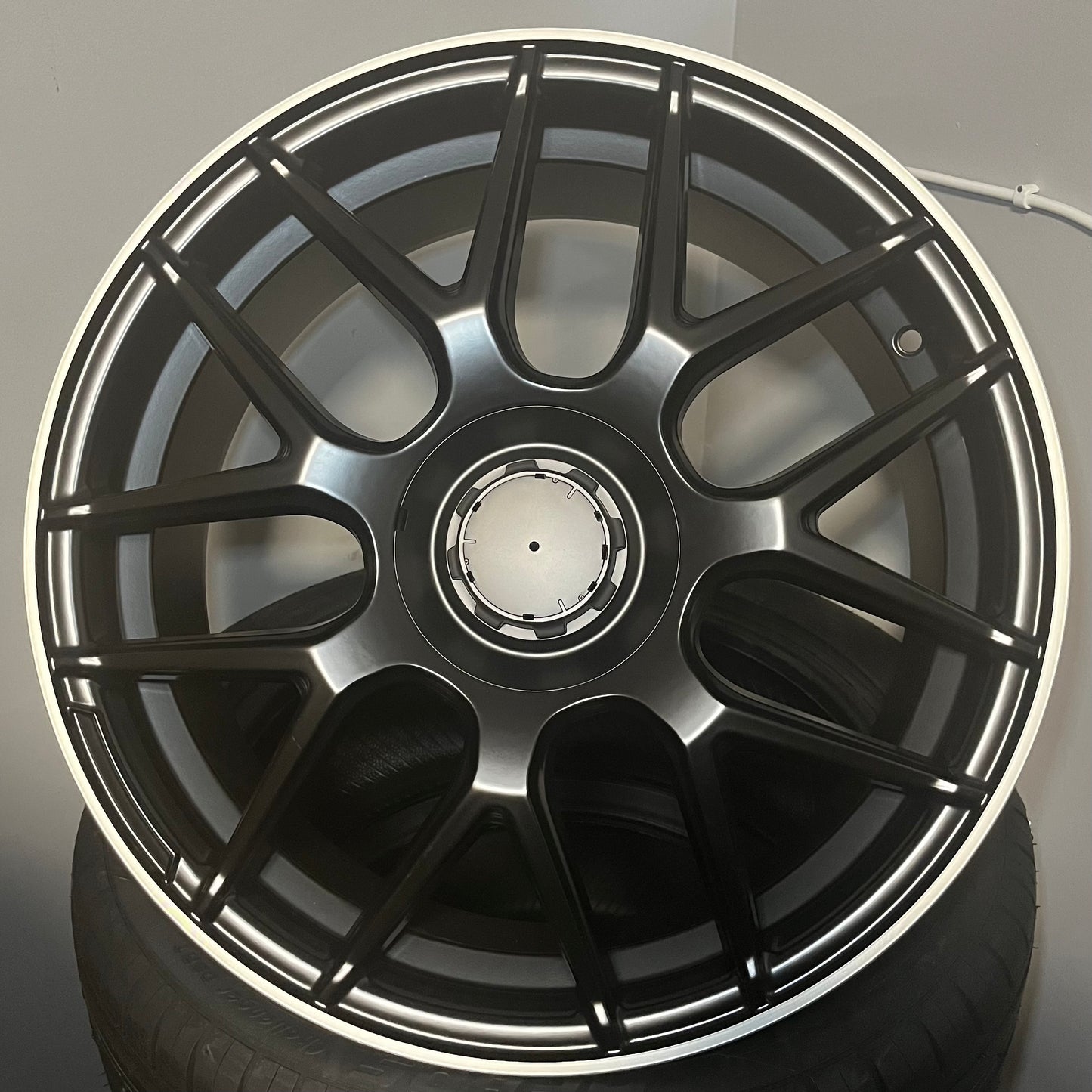 MERC 468 19X8.0 5X112 SATIN BLACK M/LIP