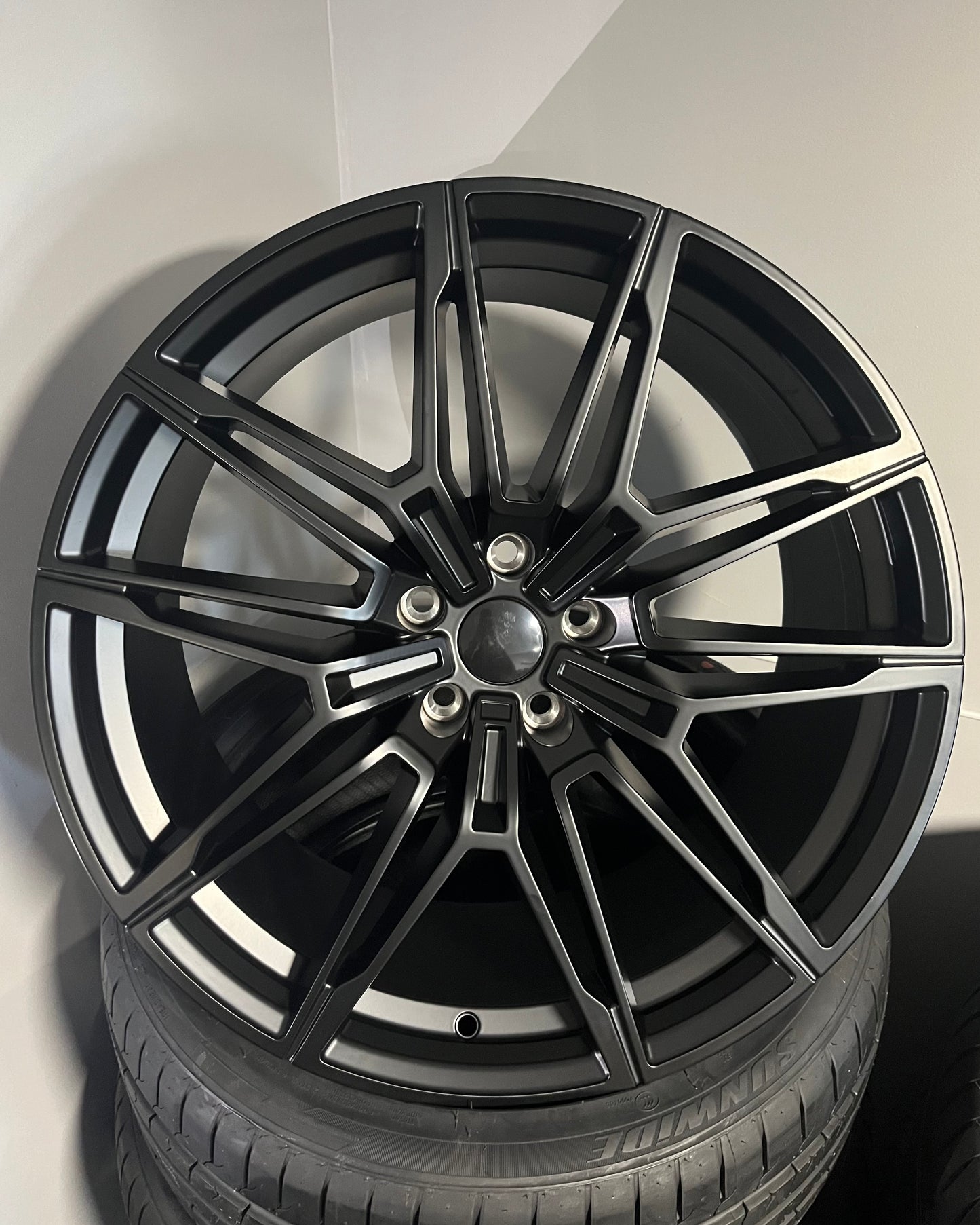 BMW 871 20X8.5X9.5 5X120 SATIN BLACK