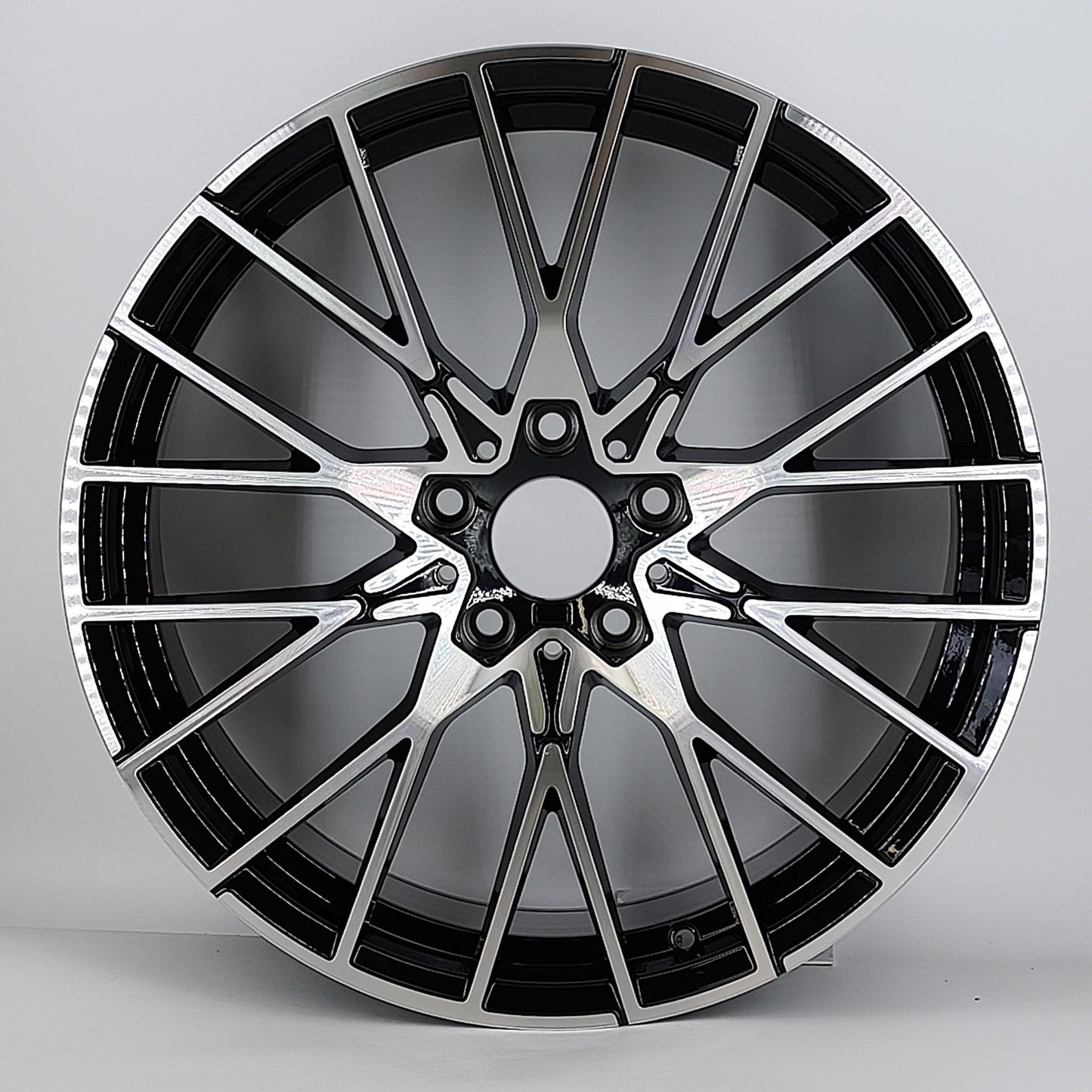 BMW 806 19X8.5F 5X120 BLACK M/F