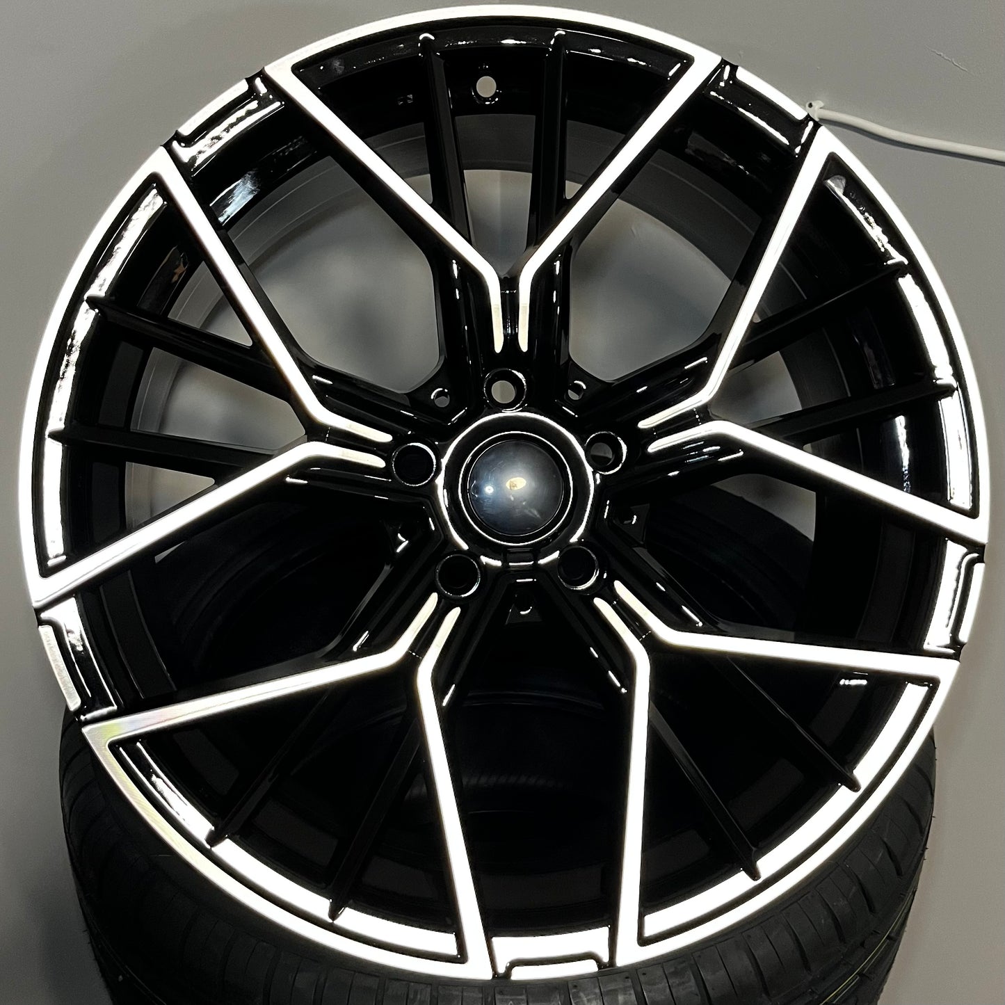 BMW 885 19x8.5 5x120 BLACK M/F