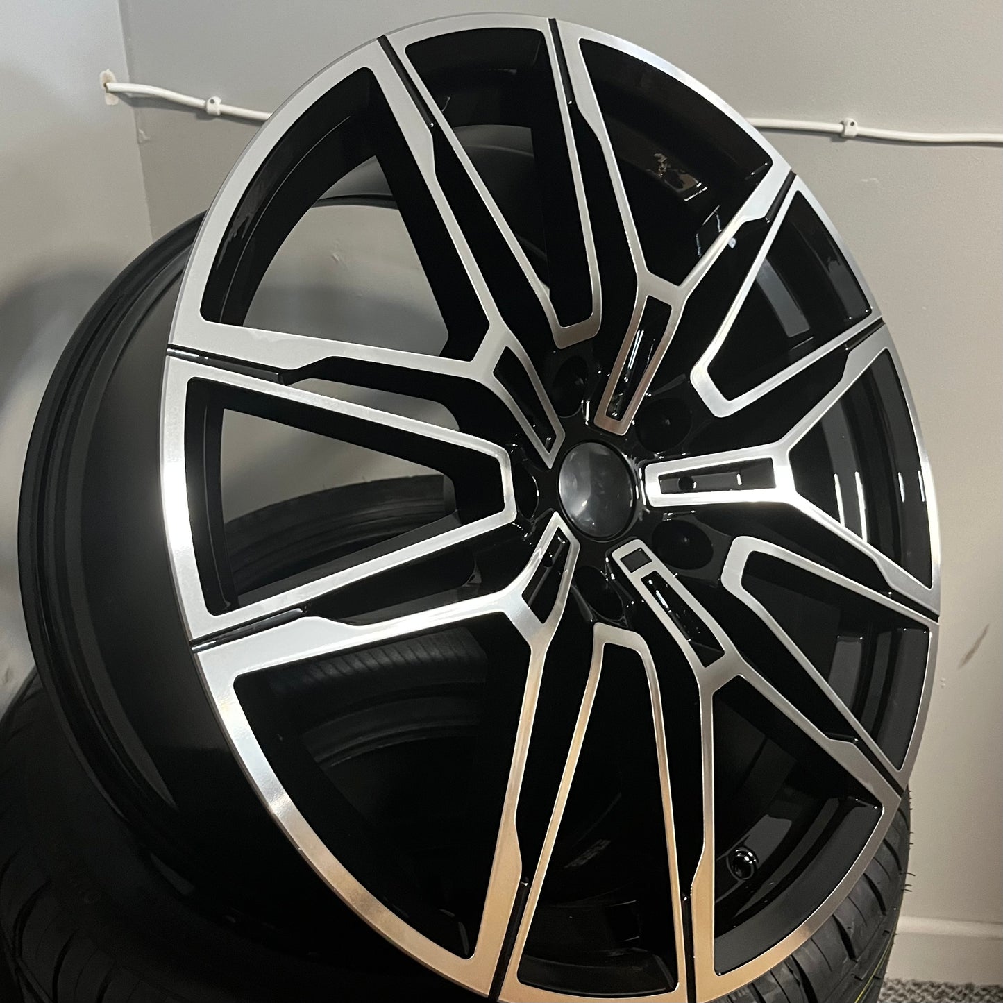 BMW 871 19X8.5 5X120 BLACK M/F