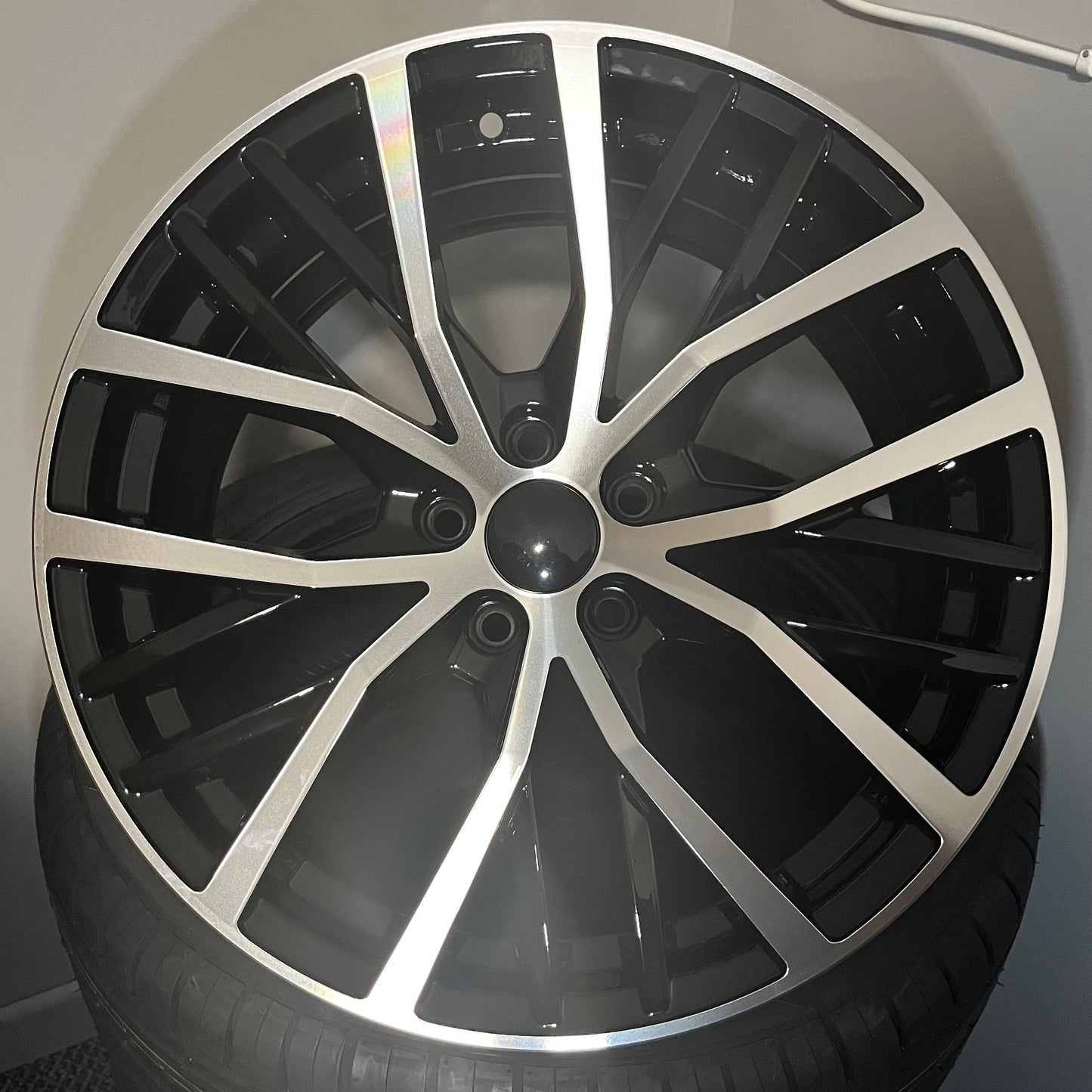 VW 129 17X7.5 5X100 BLACK M/F