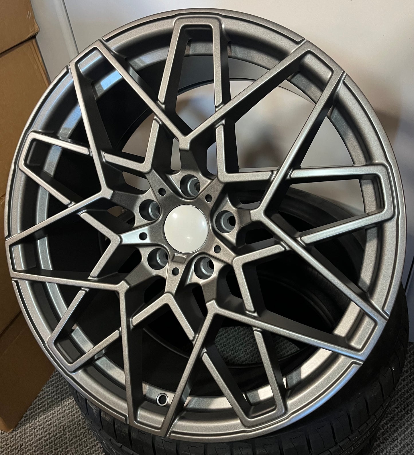 BMW 972 20X8.5X9.5 5X120 SATIN G/M