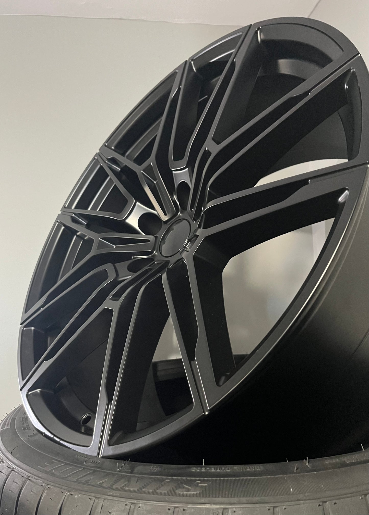 BMW 871 20X8.5X9.5 5X112 SATIN BLACK