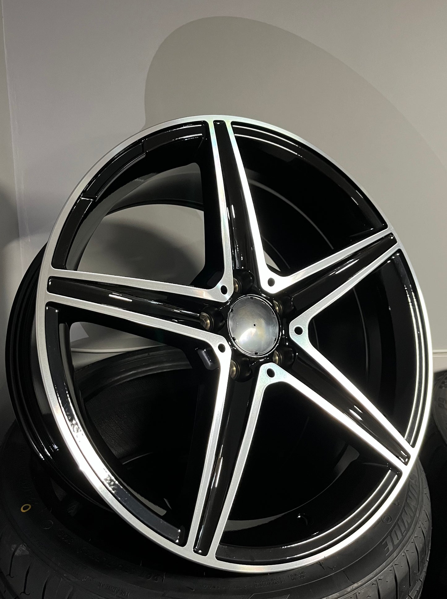 MERC 8376 19X8.0X9.0 5X112 BLACK M/F