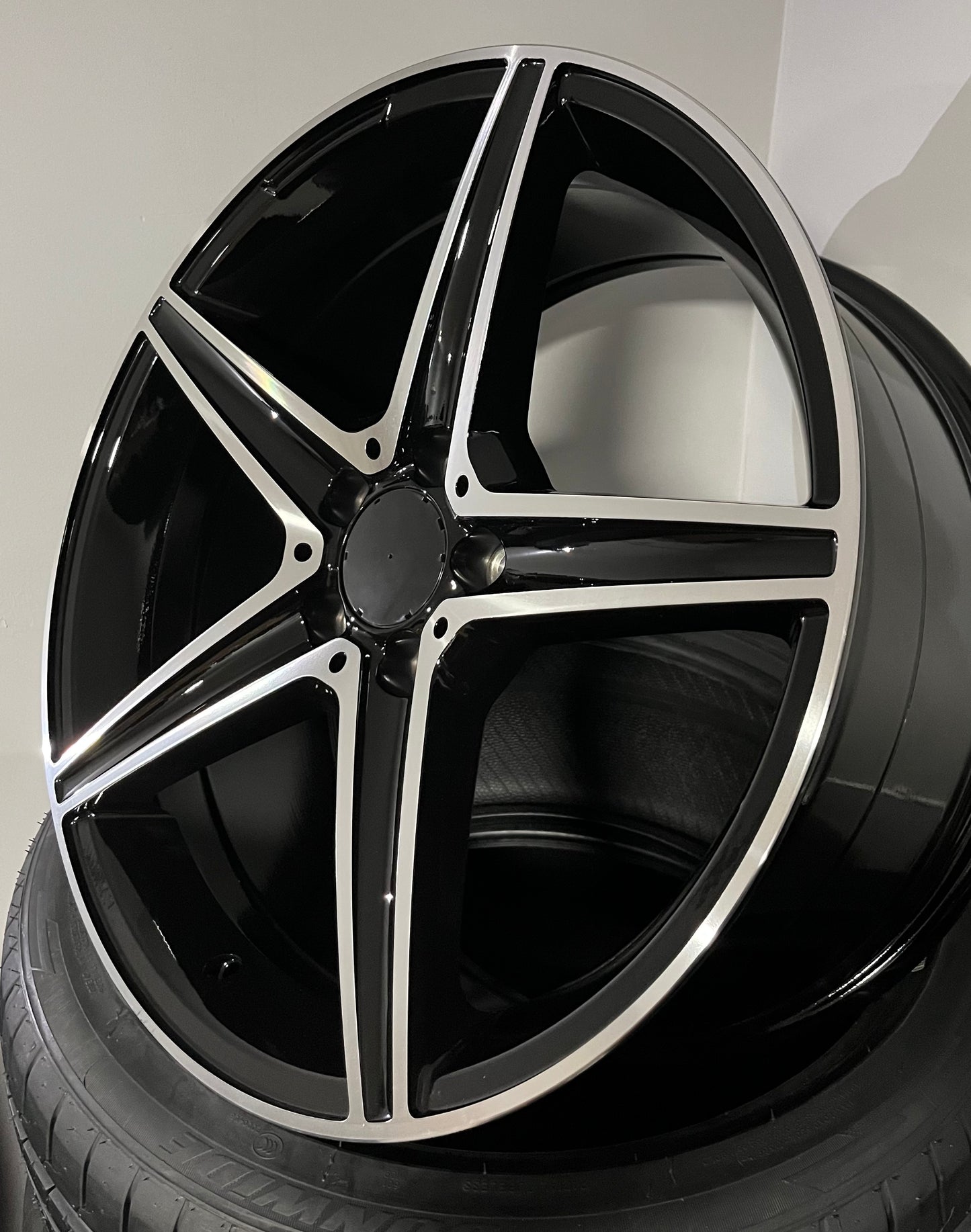 MERC 8376 19X8.0X9.0 5X112 BLACK M/F