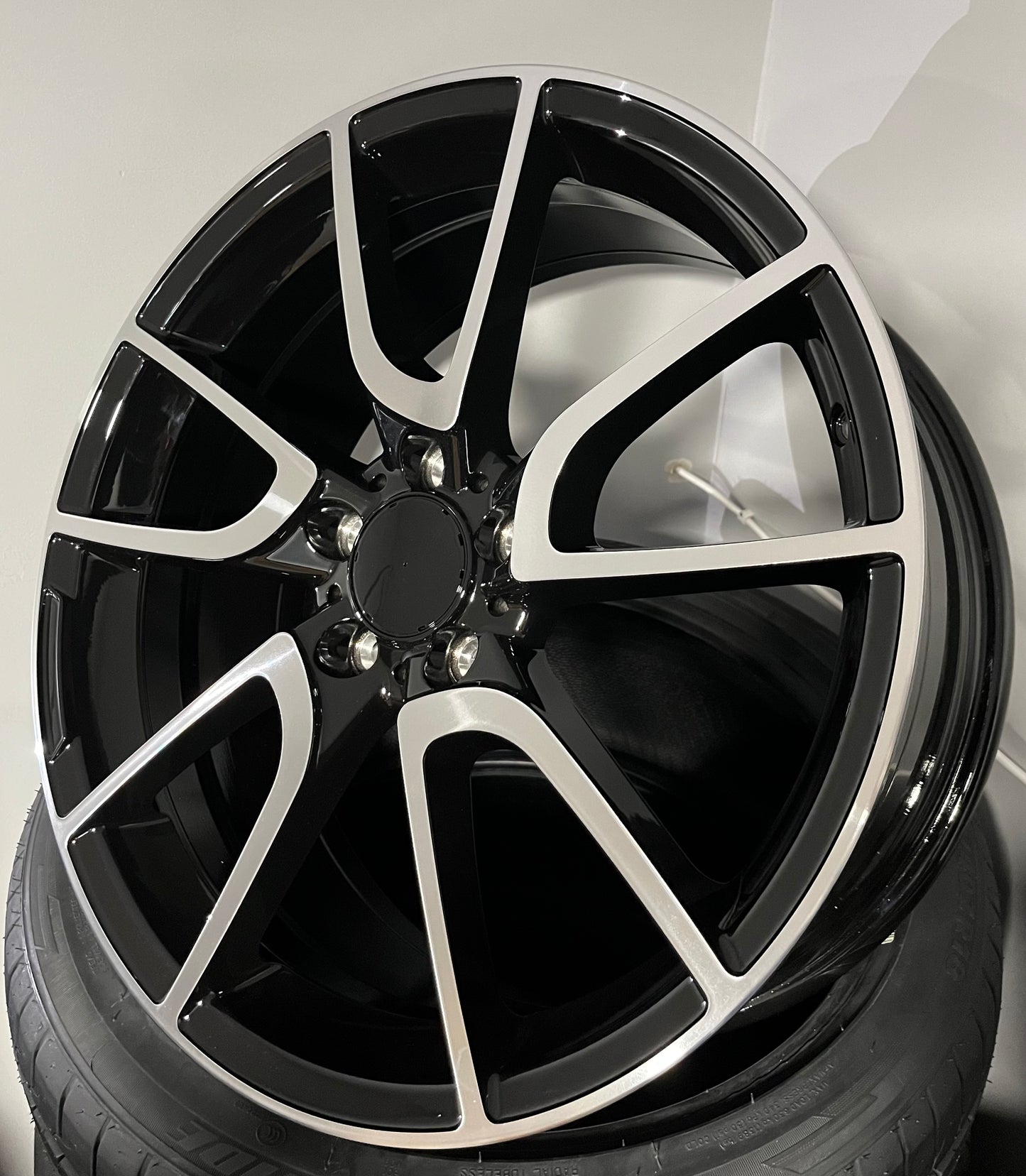 MERC 461 19X8.5X9.5 5X112 BLACK M/F