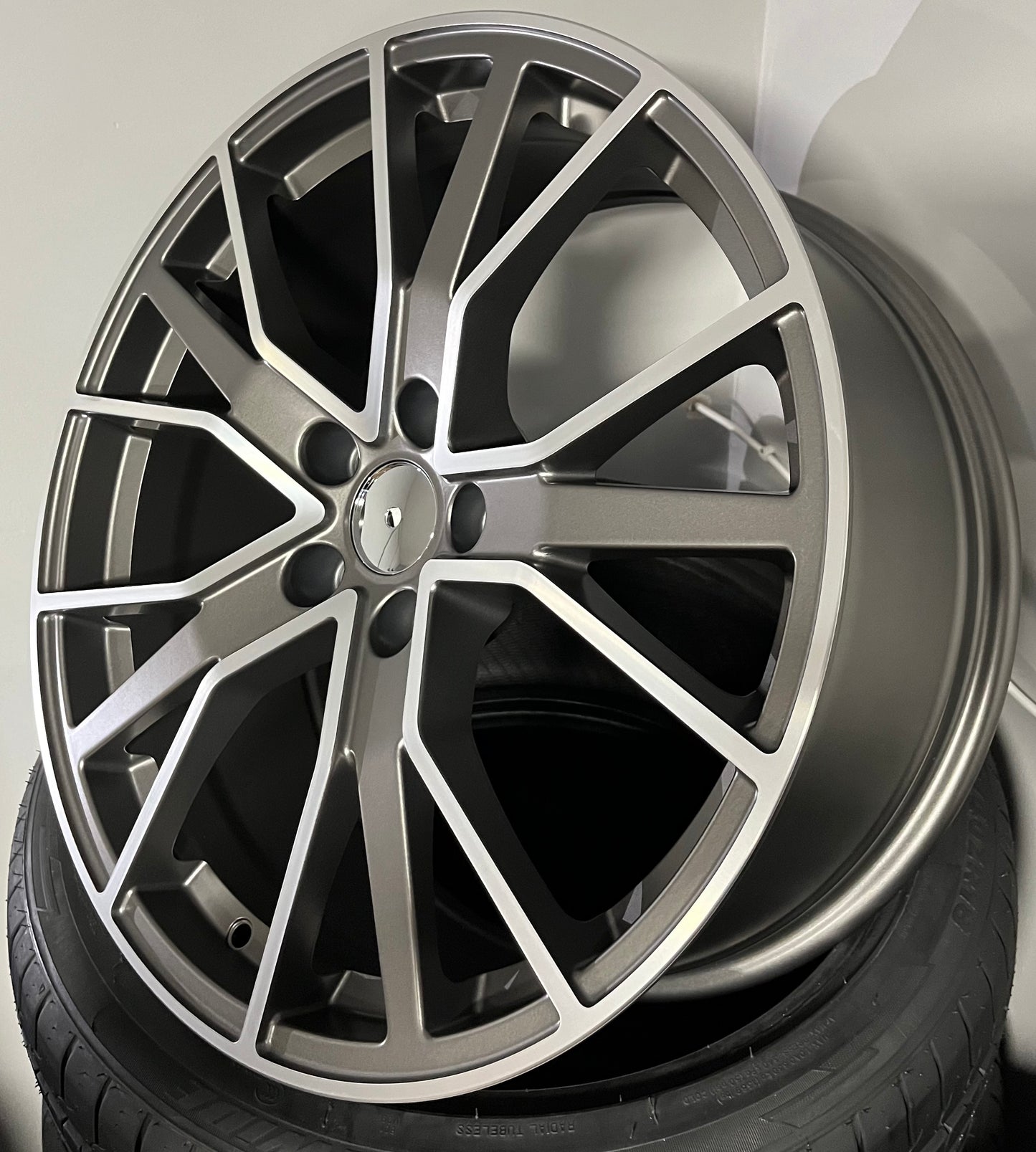 AUDI 300 19X8.5 5X112 SATIN GM/MF