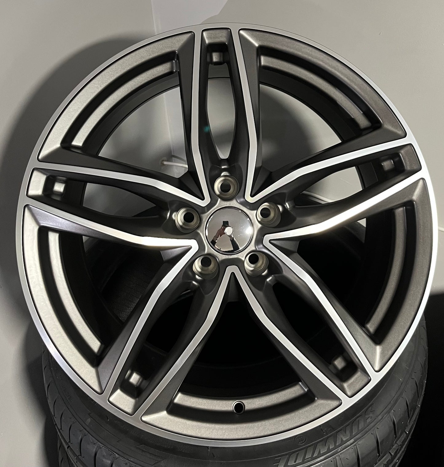 AUDI 8228 19X8.5 5X112 SATIN GM/MF