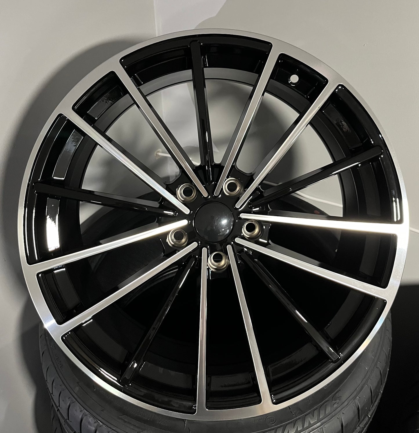 VW 508 19X8.0 5X112 BLACK M/F