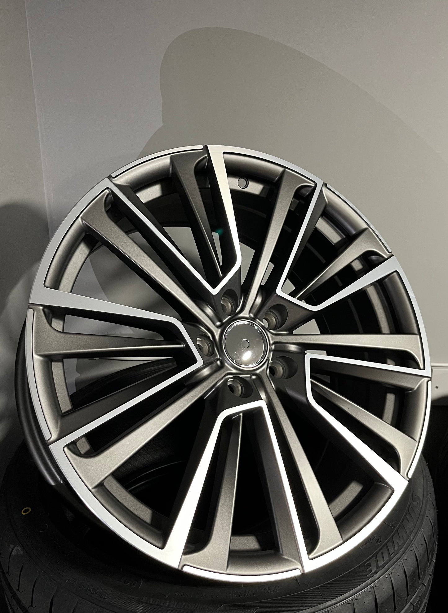 VW 616 19X8.0 5X112 SATIN GMF