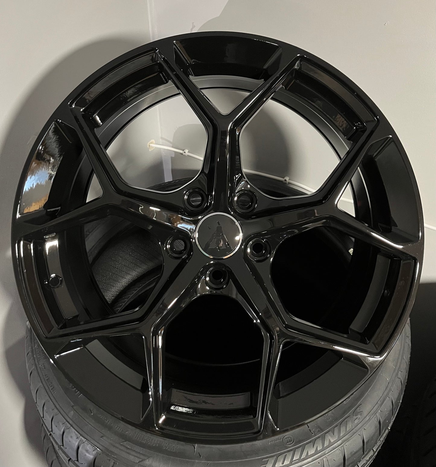 AUDI 334 18X8.0 5X112 BLACK