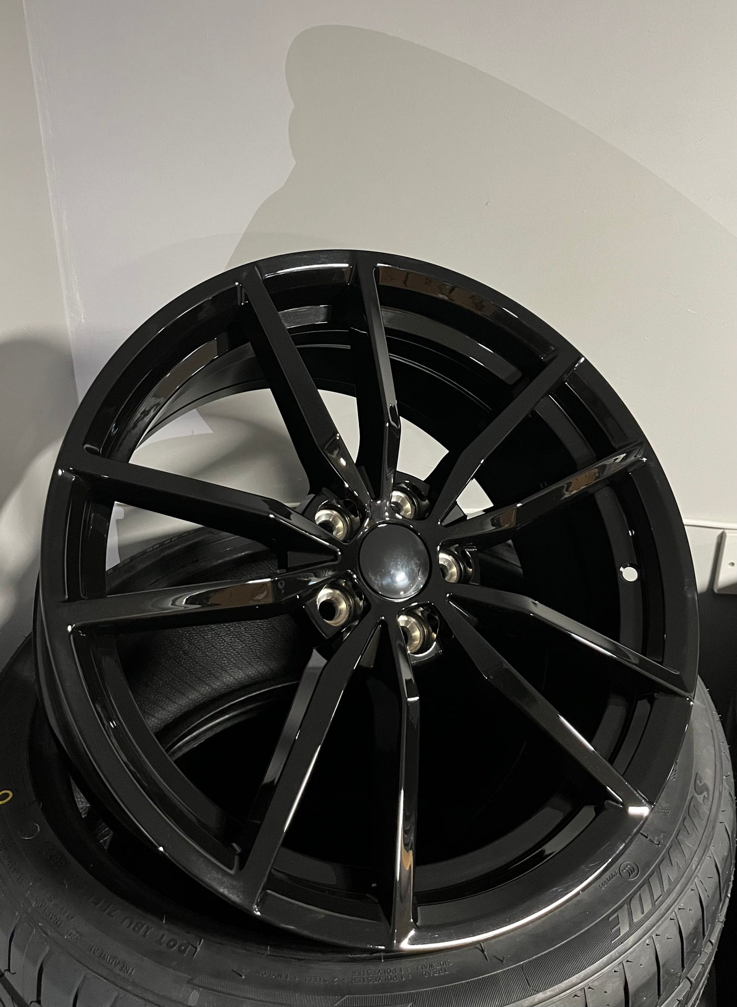 VW 991 17X7.5 5X100 BLACK