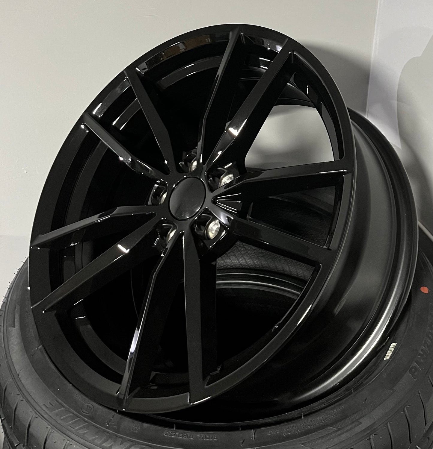 VW 991 17X7.5 5X100 BLACK