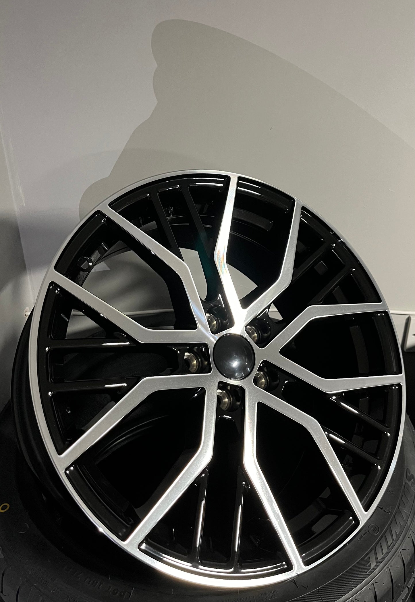 VW 989 17X7.5 5X100 BLACK M/F
